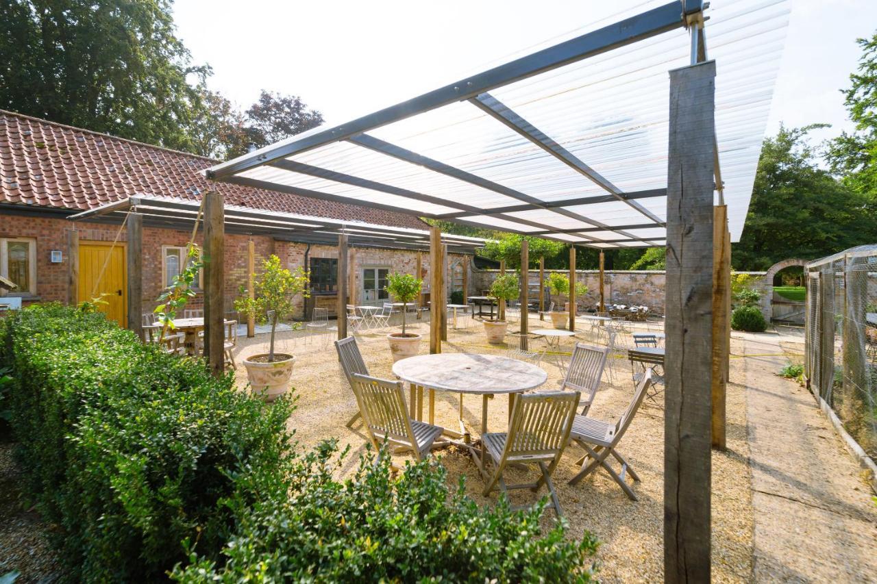 Chippenham Park Garden Rooms Exterior photo