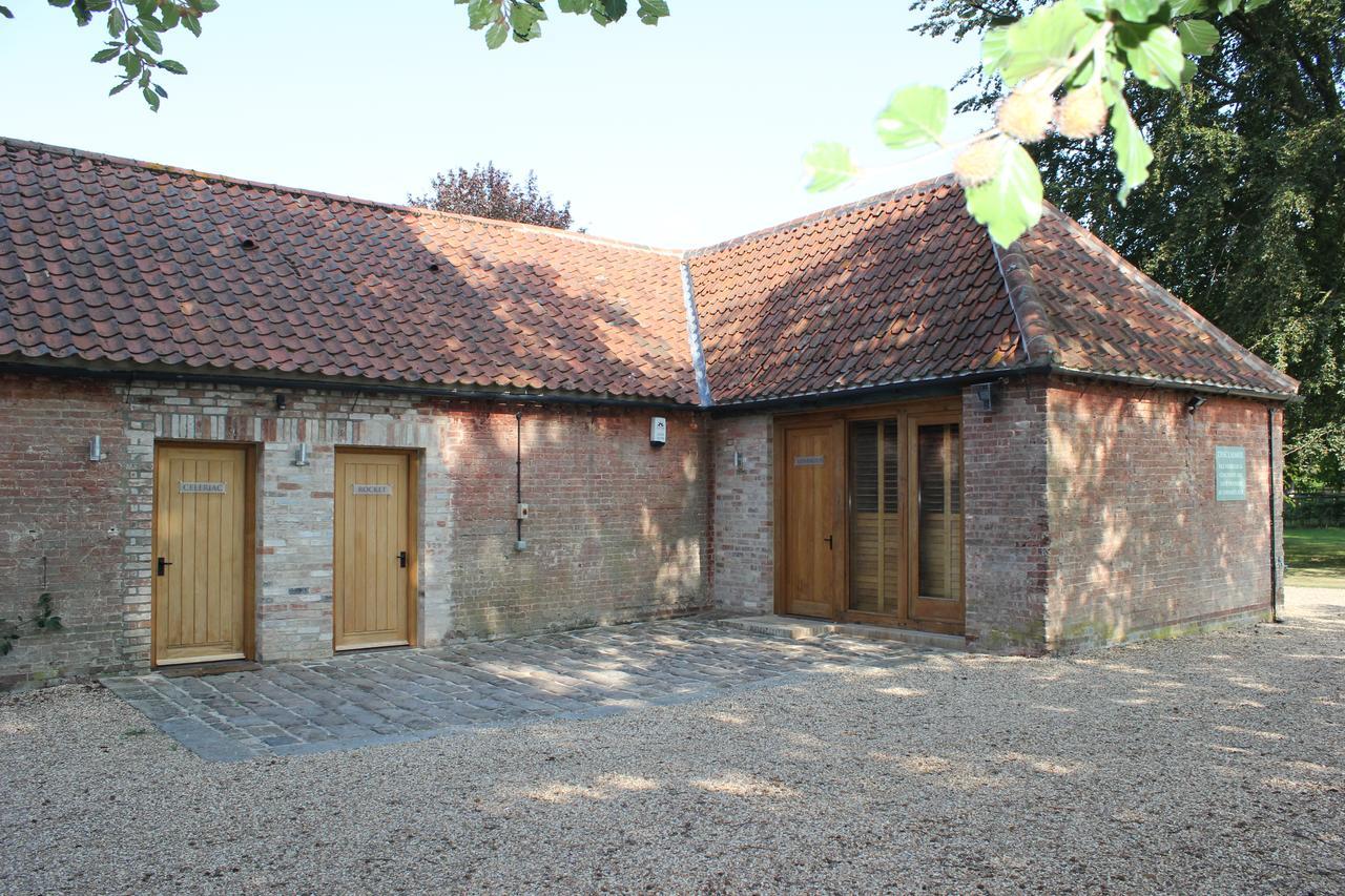Chippenham Park Garden Rooms Exterior photo